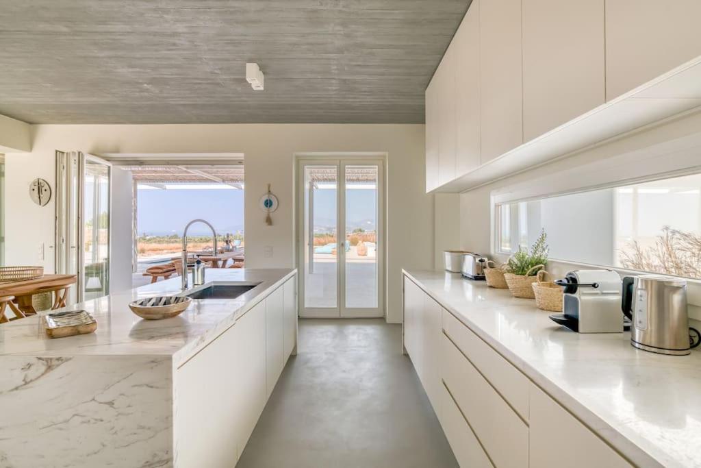 Villa Lampsi - Spacious & Modern Isterni  Екстериор снимка